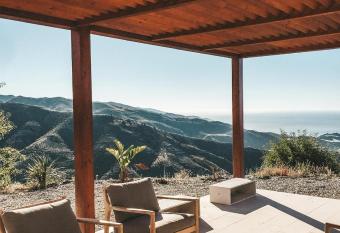 Villa Atalanta has Balcony rooms