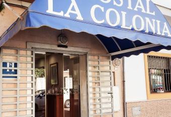 Hostal La Colonia has Balcony rooms
