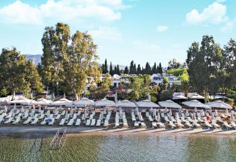 Manuela Hotel Bitez has Balcony rooms