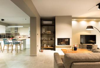 Evangelie Residence a brand new design apartment 5 minutes from the sea with a large garden allows 18 year olds to book a room