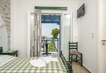 Polemis Studios & Apartments has Balcony rooms