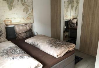 Ferienwohnung Anke - Apartement 1 allows 18 year olds to book a room