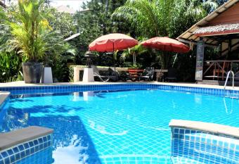 Baan Sukreep Resort has Balcony rooms