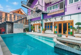 The Villager Fishermans Village allows 18 year olds to book a room