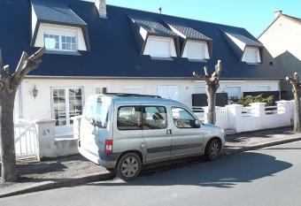 La Caravelle 10 Boulevard Gilbert Longuet has Balcony rooms