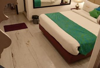 Hostel Nirvana has Balcony rooms