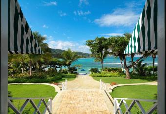 Round Hill Hotel & Villas allows 18 year olds to book a room