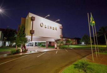 Olinda Hotel e Eventos has rooms with a private hot tub