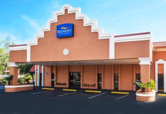 Baymont Inn & Suites Lake City allows 18 year olds to book a room