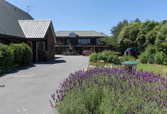Garden City Motel has Balcony rooms
