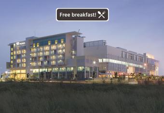 Hotel Santika BSD City-Serpong has Balcony rooms