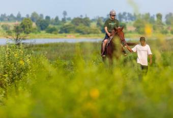 Cozycomo Khonkhan has Balcony rooms