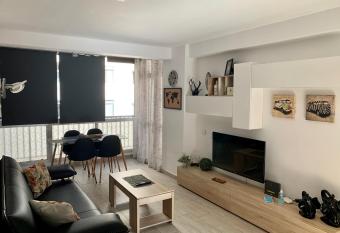 Sunset Avenida allows 18 year olds to book a room