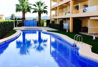 One bedroom appartement at Denia 500 m away from the beach with shared pool enclosed garden and wifi has Balcony rooms