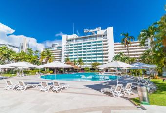 Hotel El Panama by Faranda Grand, a member of Radisson Individuals allows 18 year olds to book a room