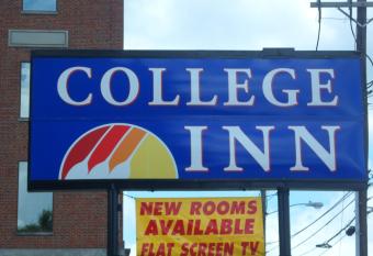 College Inn Spartanburg has Smoking rooms