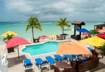 Negril Palms has Balcony rooms