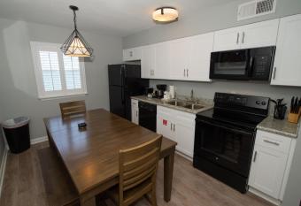 Frenchmen Orleans at 519, Ascend Hotel Collection has Balcony rooms