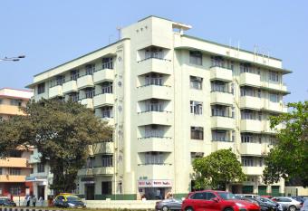 Sea Green Hotel has Balcony rooms