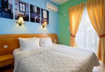 Hotel Segas has Balcony rooms