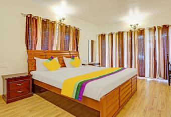 Itsy By Treebo - Twin Falls allows 18 year olds to book a room