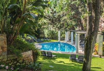 Casa Vela Boutique House has Balcony rooms