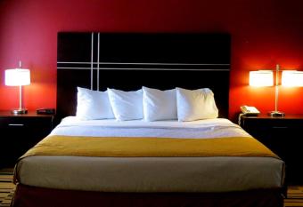 Best Western Shippensburg Hotel has Balcony rooms