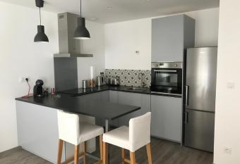 Les capucins has Balcony rooms