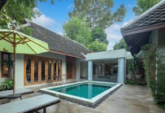 Baan Khao Hua Jook has Balcony rooms