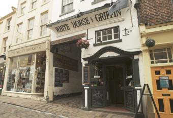 White Horse & Griffin allows 18 year olds to book a room