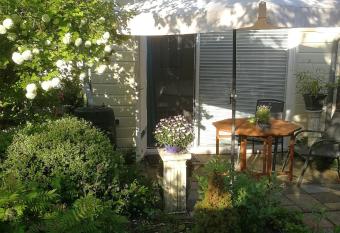 Maizon Middelburg allows 18 year olds to book a room