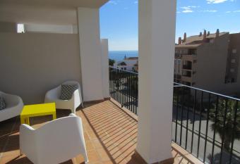 Manilva Playa has Balcony rooms