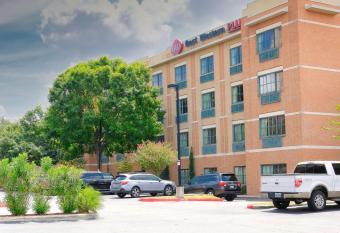 Aiden San Antonio Riverwalk has Balcony rooms