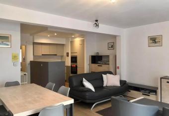 Holiday Cottages Knokke-Heist has Balcony rooms