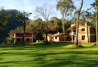 Caba  as San Miguel Tenango has Balcony rooms