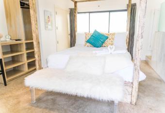 Playa De Sala Boutique Hotel, Adults Only has Balcony rooms