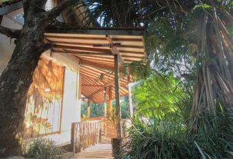 Sapulidi Cafe, Gallery & Resort has Balcony rooms