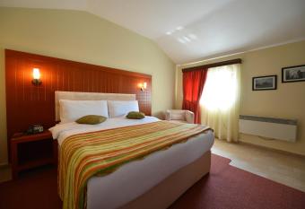 City Hotel Tirana has Balcony rooms