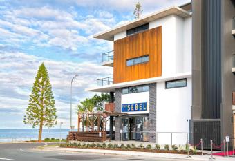 The Sebel Brisbane Margate Beach has Balcony rooms