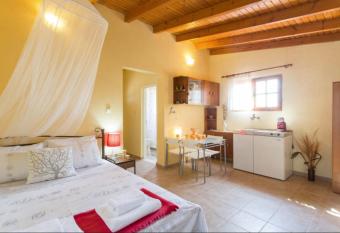 Outstanding Panoramic View, 10   beach, 20   airport has Balcony rooms