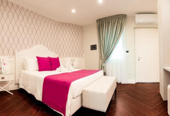 Golden Residence allows 18 year olds to book a room