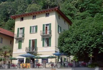Pensione Agra has Balcony rooms