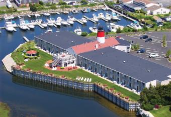 Riverview Resort, a VRI resort has Balcony rooms