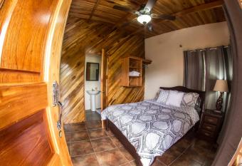 Villas Fernanda #2 has Balcony rooms