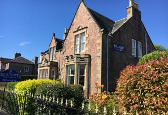 Ballifeary Guest House allows 18 year olds to book a room