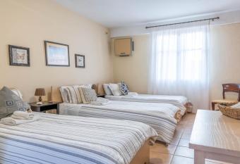 Golden Nest has Smoking/Balcony rooms