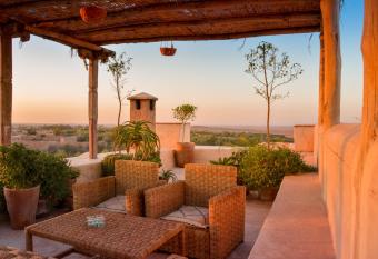 Tagadert Lodge has Balcony rooms