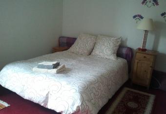 La Pac  enne allows 18 year olds to book a room