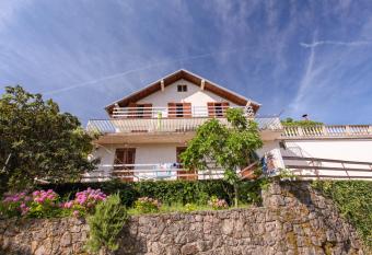 Apartments Fisherman has Balcony rooms