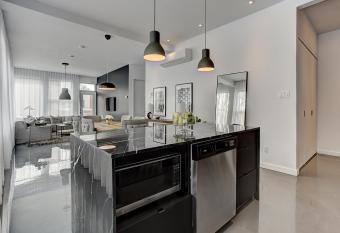 Les Lofts du Centre by Simplissimmo allows 18 year olds to book a room